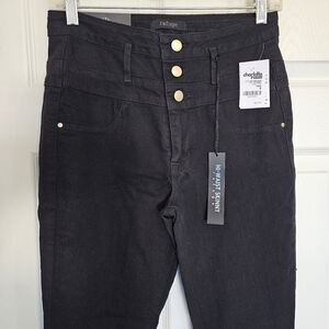 Refuge Black Skinny Jeans Sleek Versatile Denim